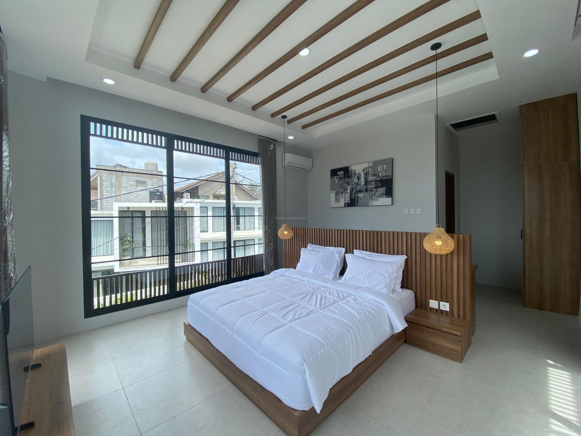 Villa mediteranian tumbak bayuh mengwi badung