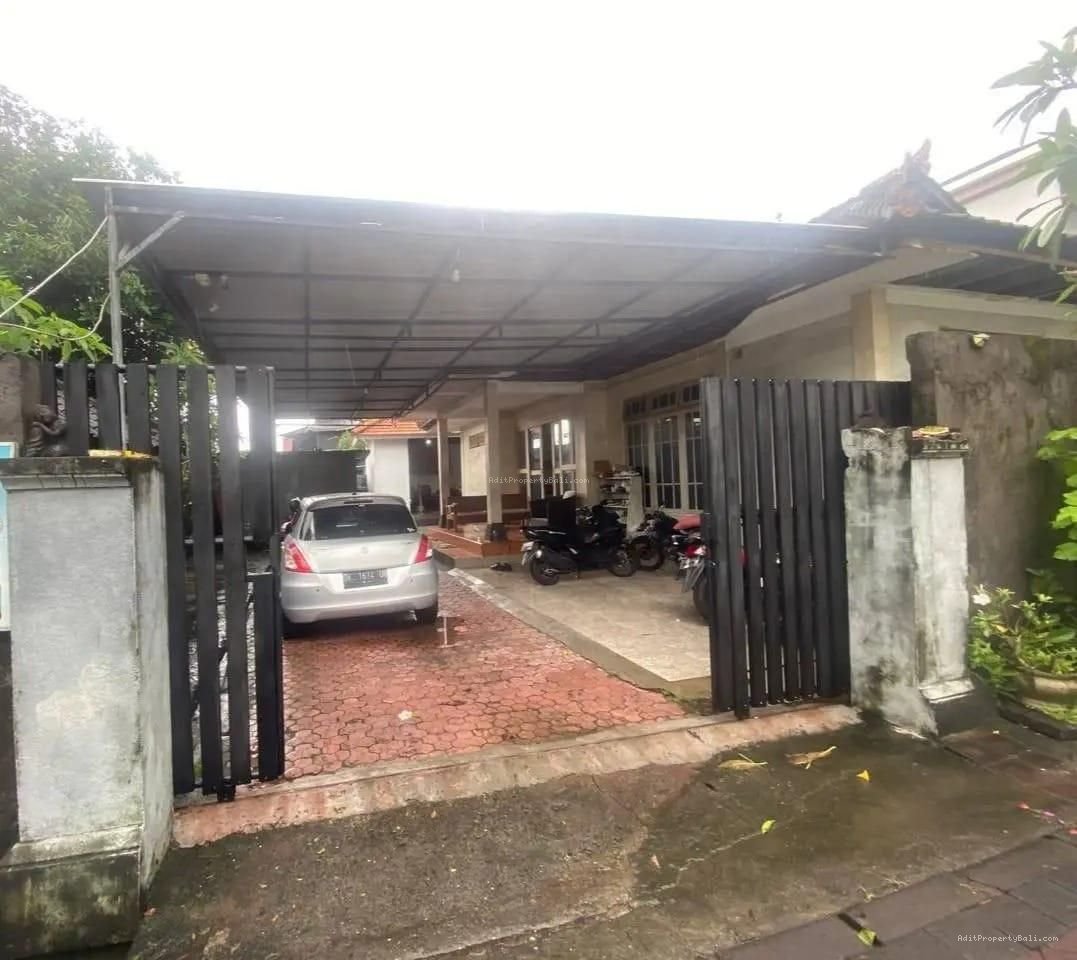 Tanah & Bangunan Berawa Canggu Badung Bali