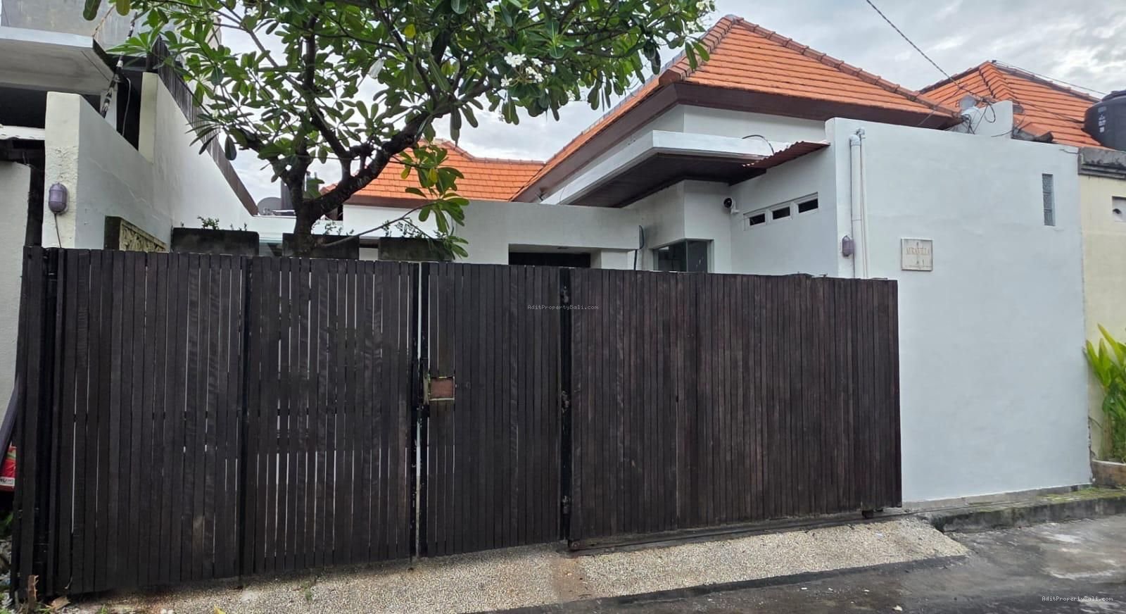 Villa Taman Sari Kerobokan Badung Bali