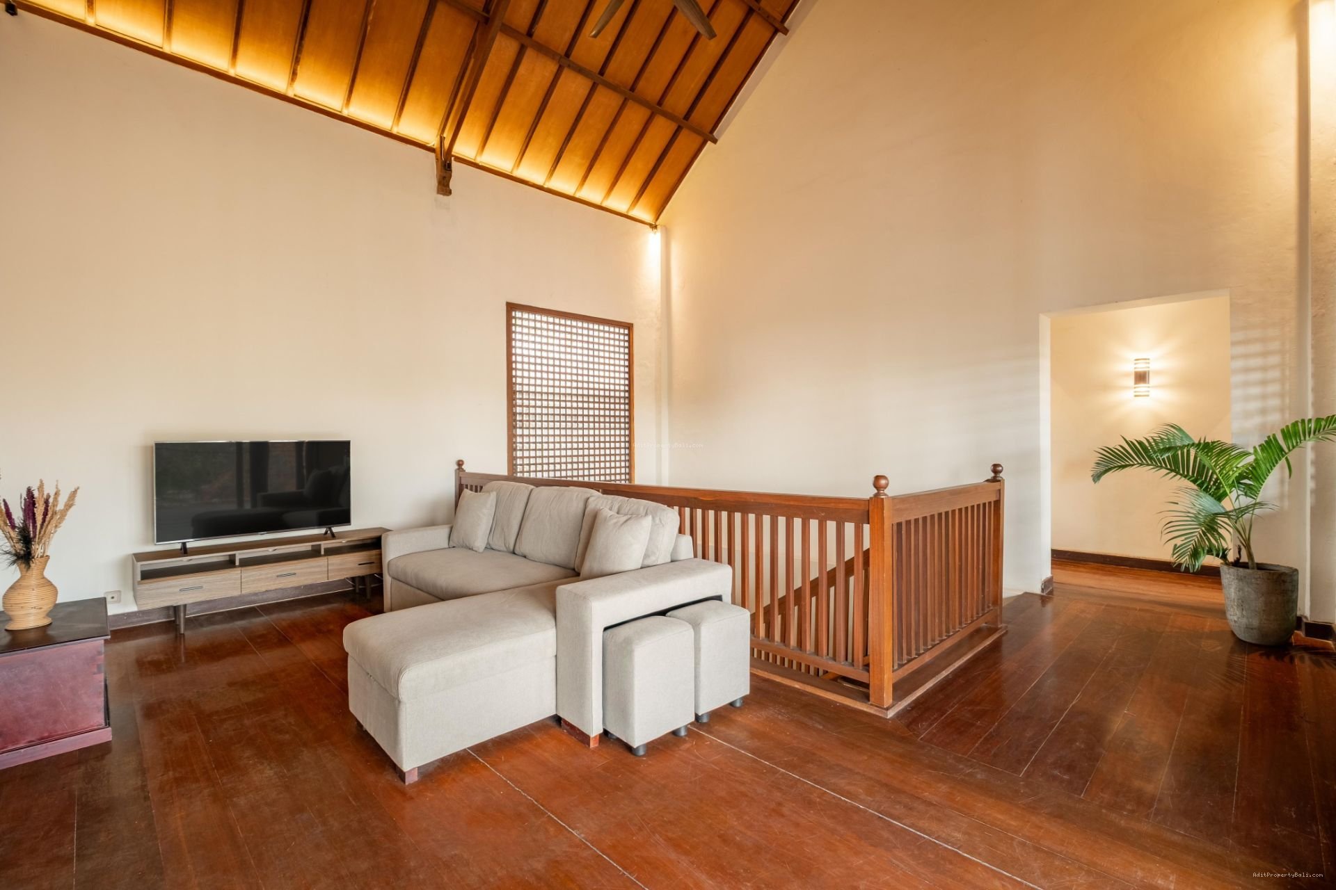 Villa Bumbak umalas kerobokan