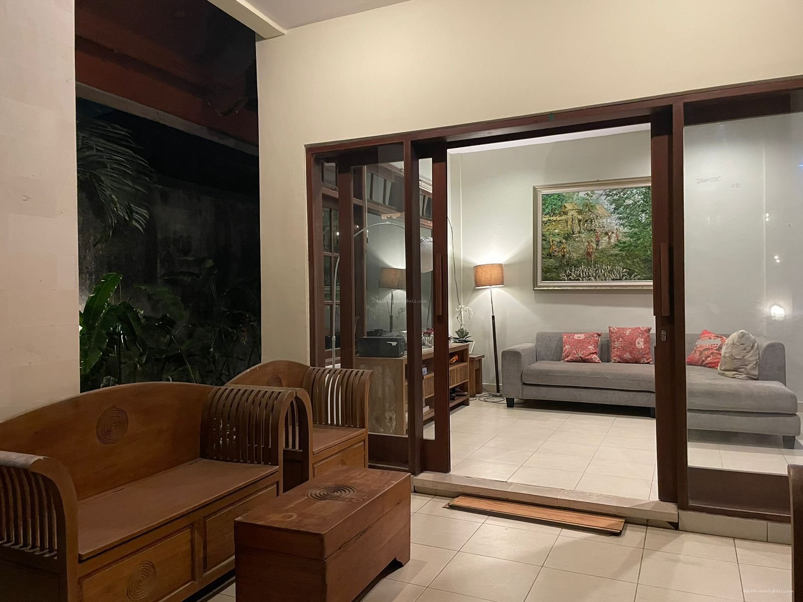 Villa Beach Side Sanur Denpasar Bali