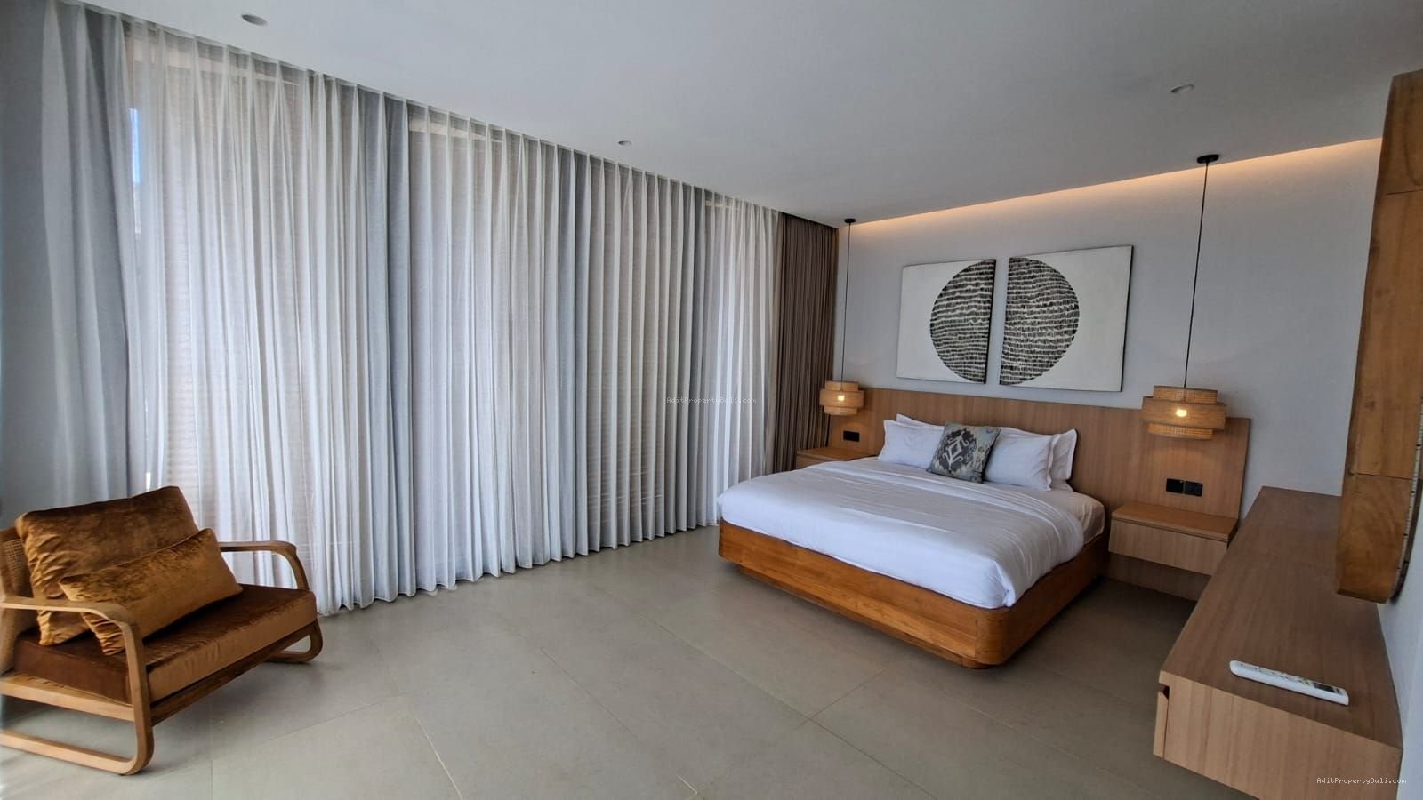 Villa baru Bale mansion kuta bali