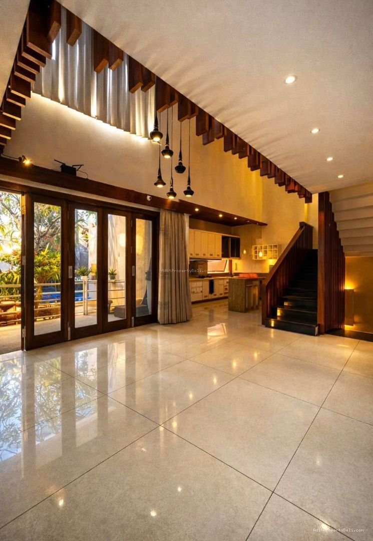 Rumah modern kebo iwa gatot subroto bali