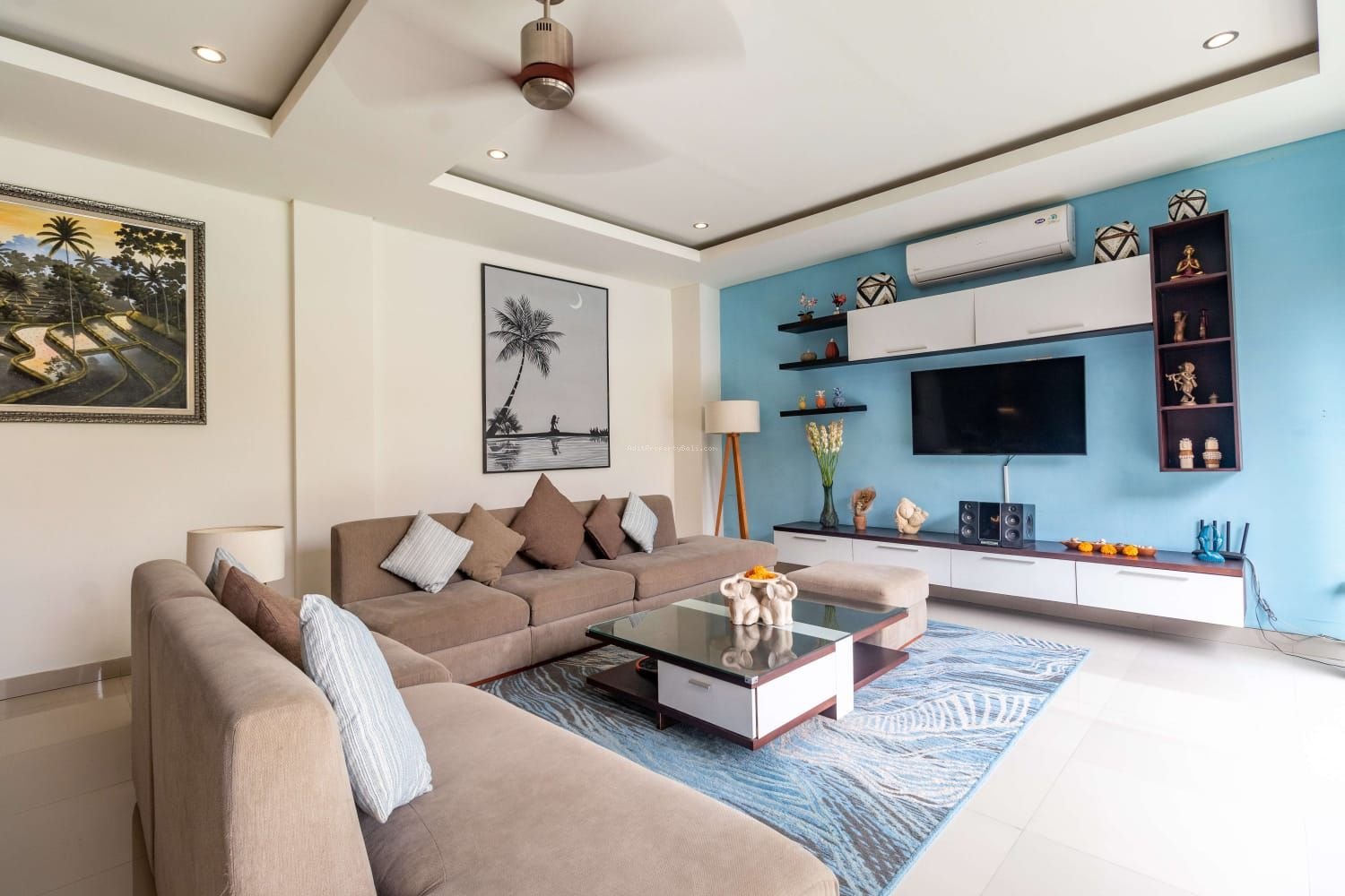 Villa Tumbak Bayuh Pererenan Badung Bali