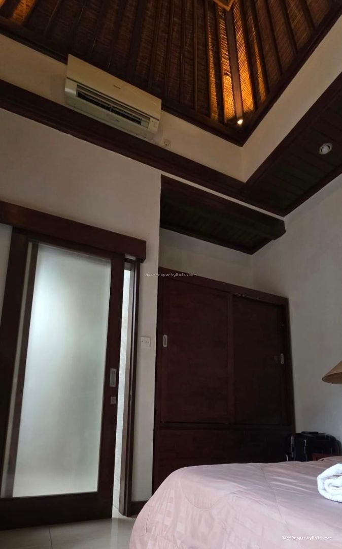 Villa Modern Taman Sari Kerobokan Badung