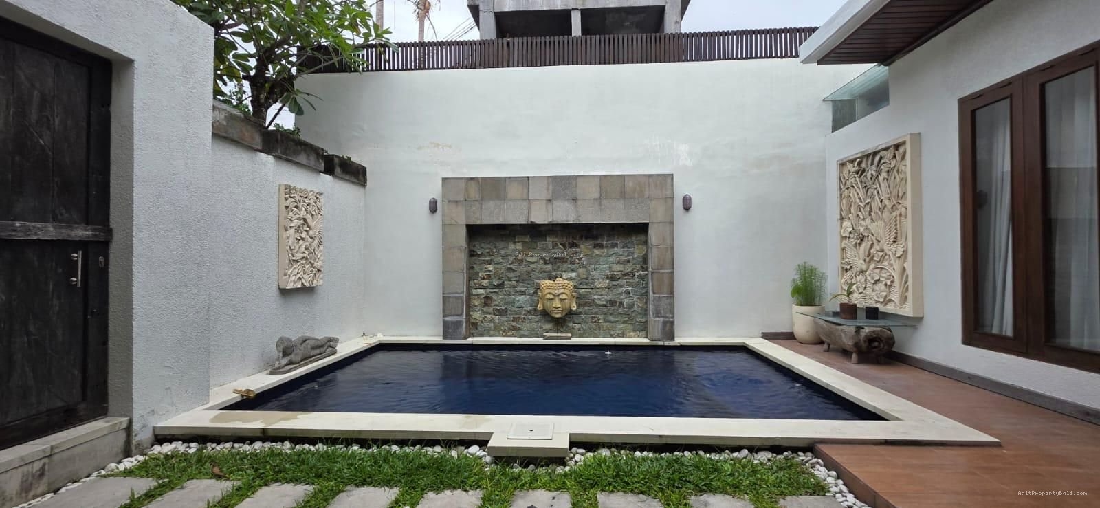 Villa Modern Style Taman Sari Kerobokan Badung