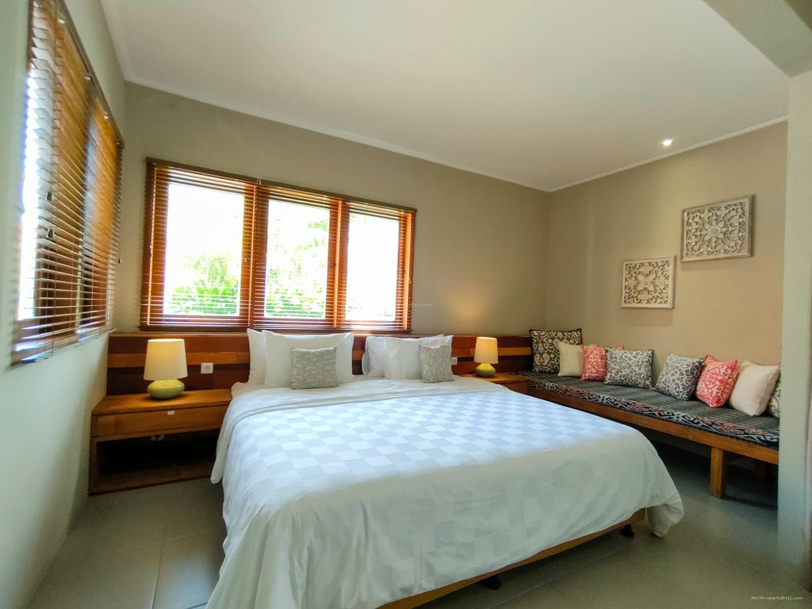 Villa Pantai Petitenget Seminyak Kuta Utara Badung