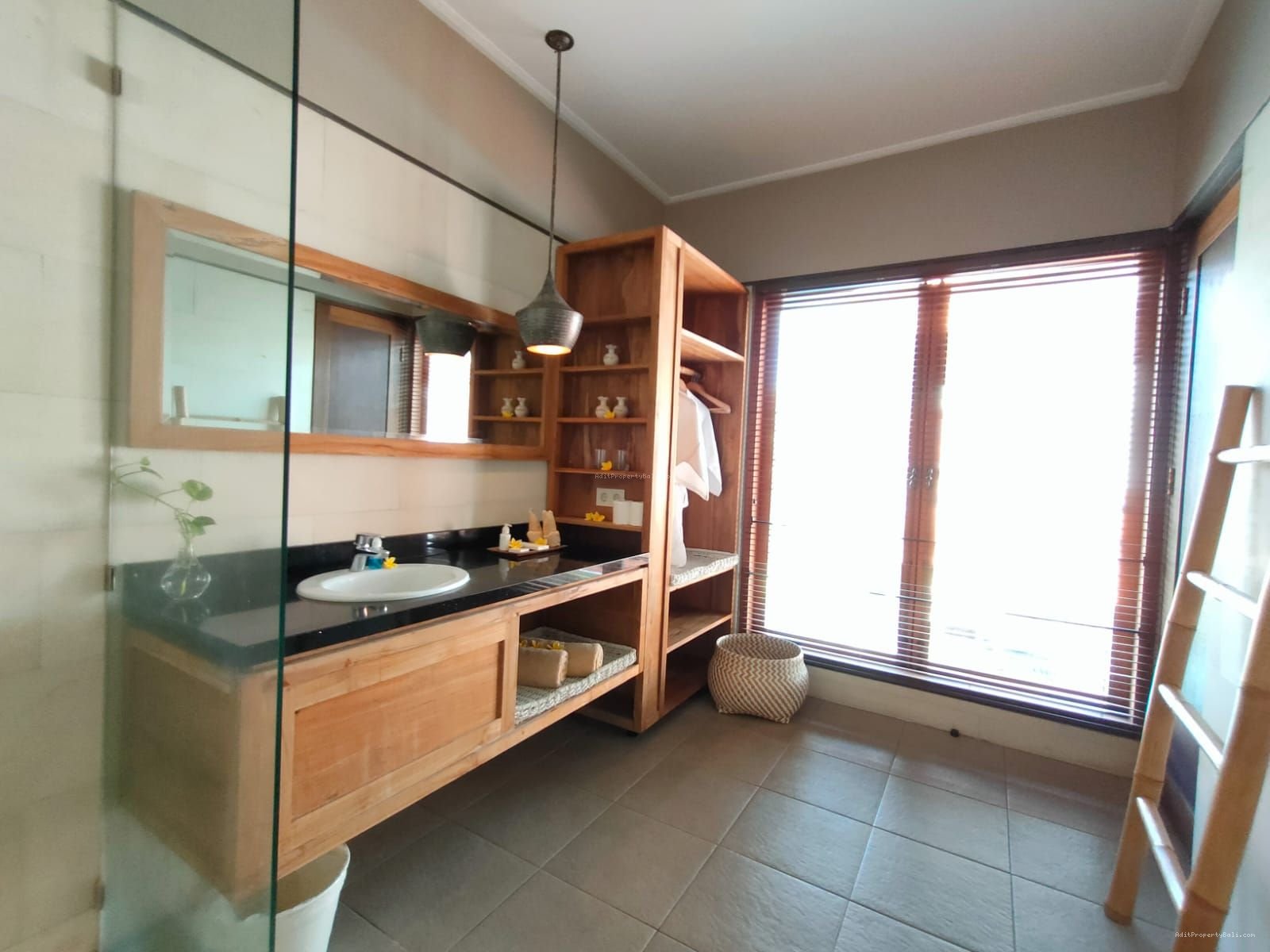 Villa Pantai Petitenget Seminyak Kuta Utara Badung