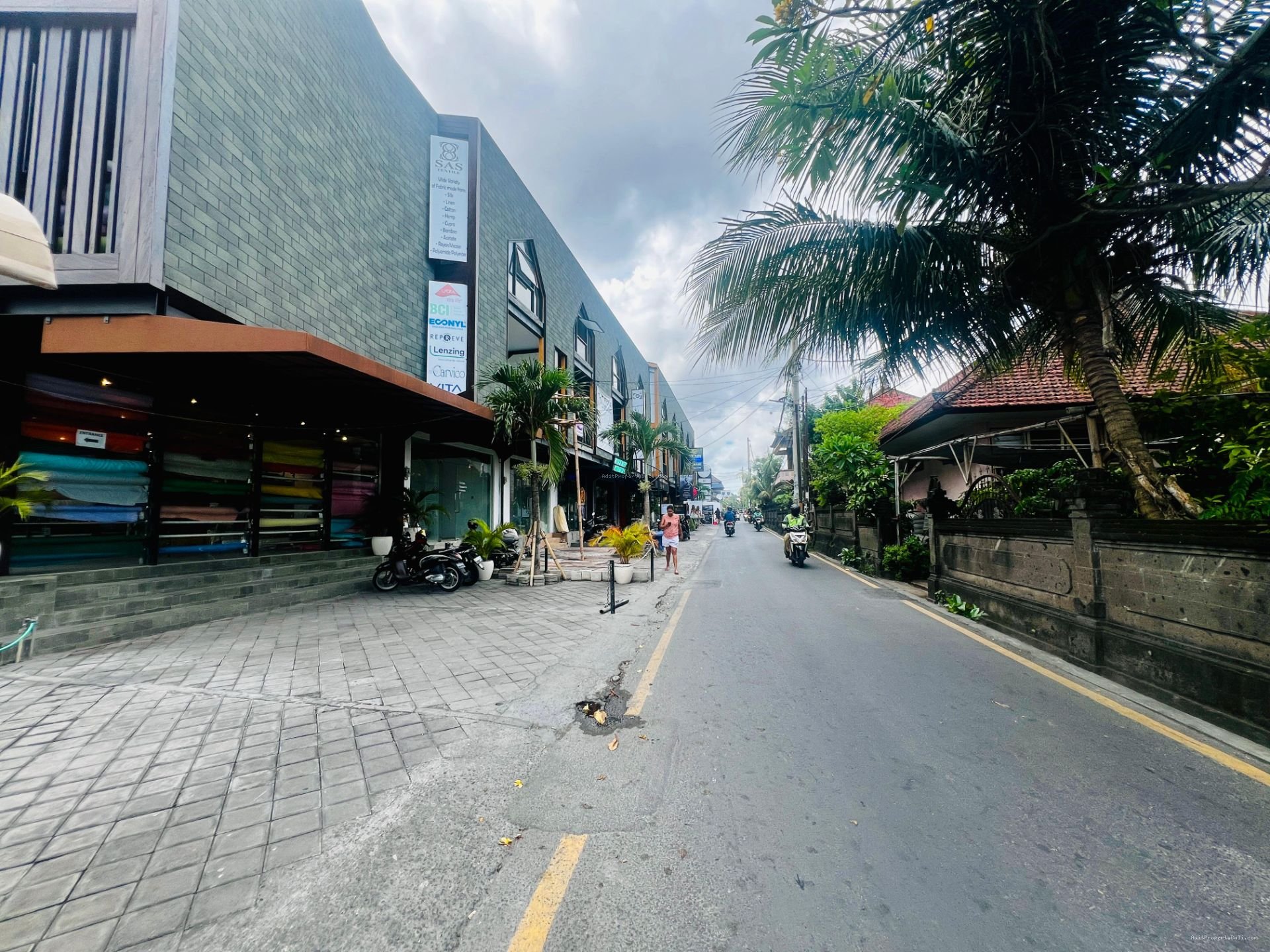 Tanah short cut berawa canggu