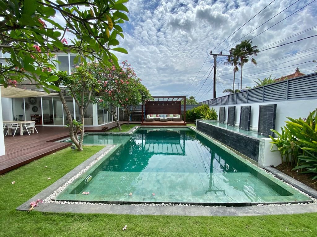 Villla modern umalas bali
