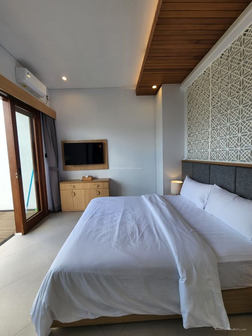 Villa kayu tulang utara canggu