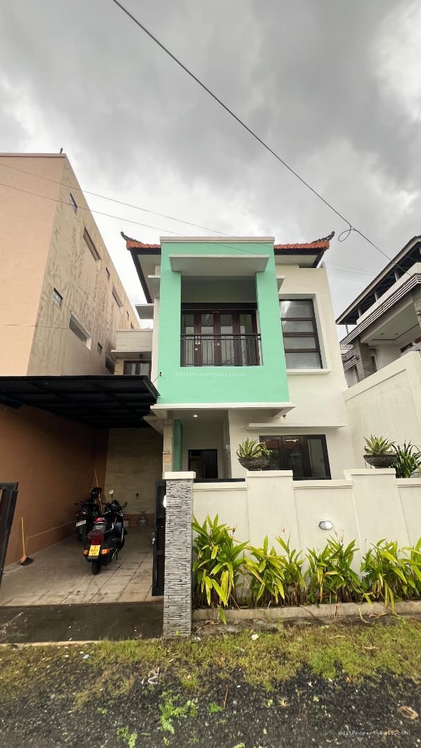 Rumah tukad badung renon denpasar