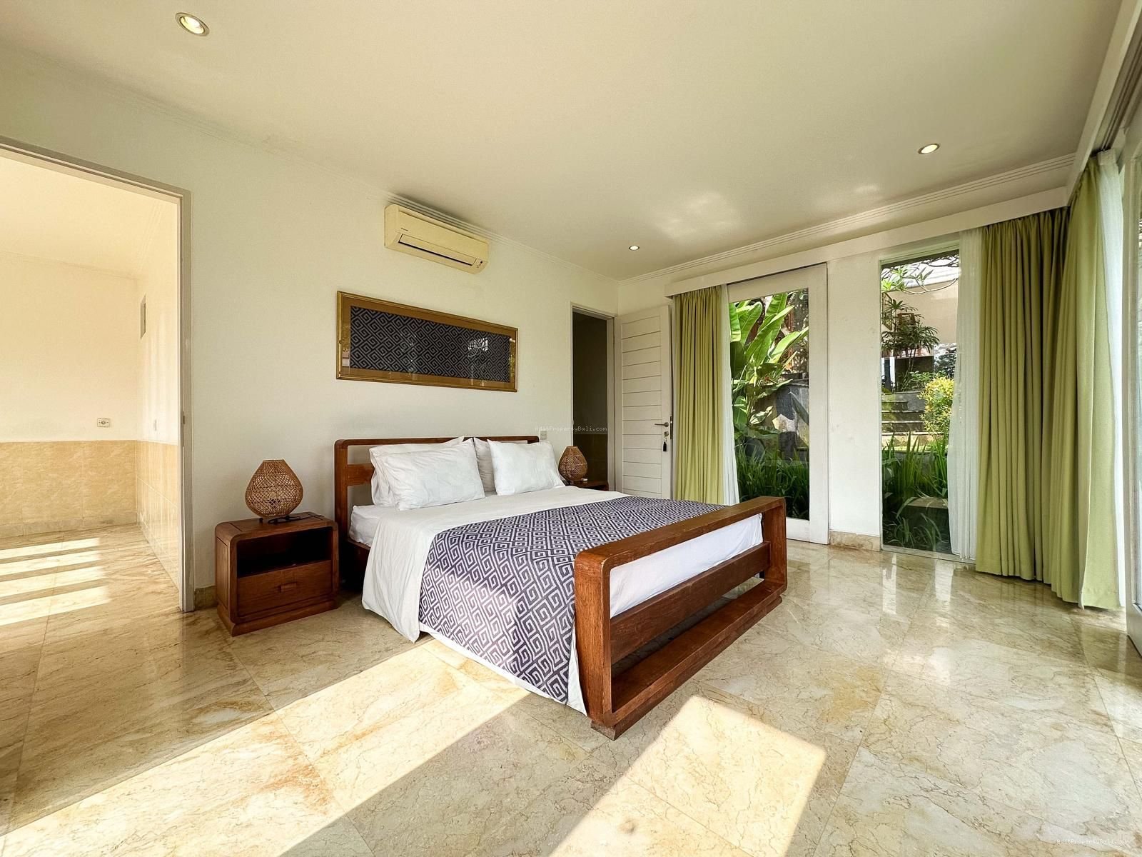 Villa Murah kayu tulang utara canggu