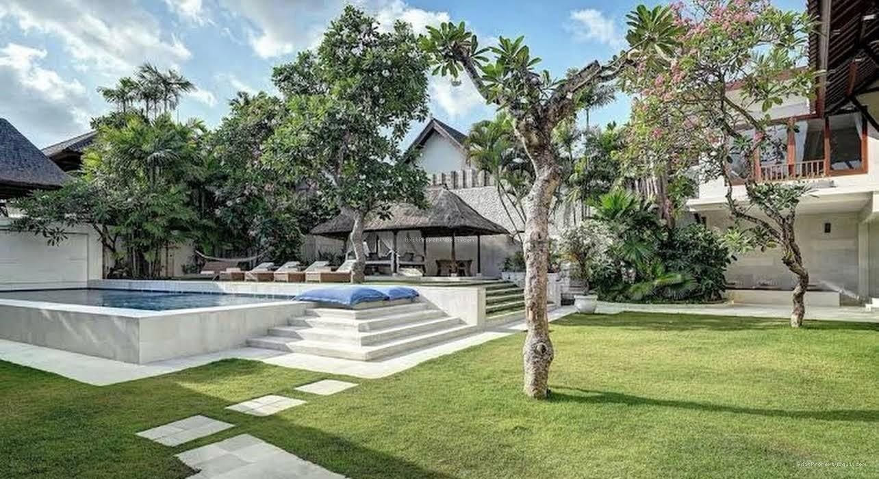 Villa Central Seminyak Bali