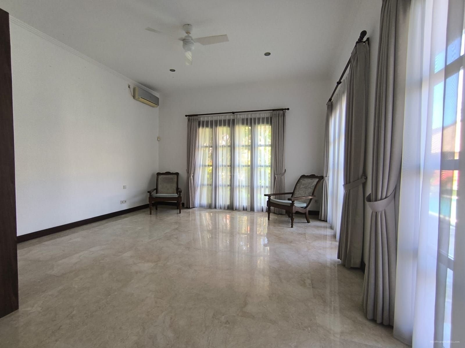 Villa Kencana Jimbaran Kuta Selatan