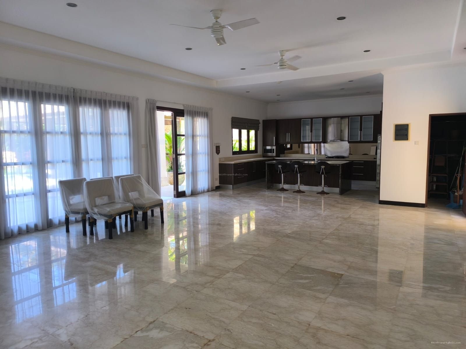 Villa Kencana Jimbaran Kuta Selatan