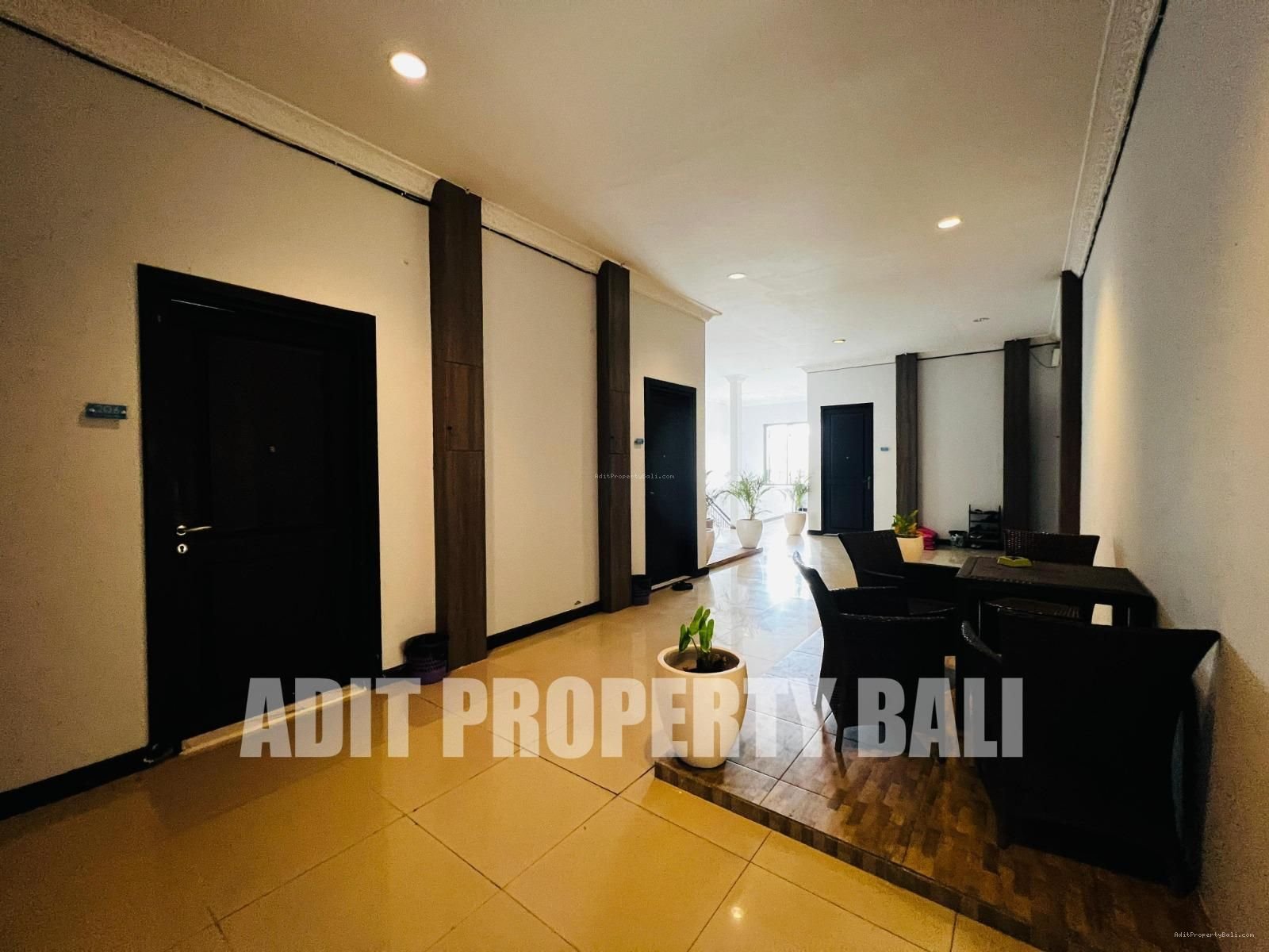 Kost Elit Gelogor Carik Denpasar