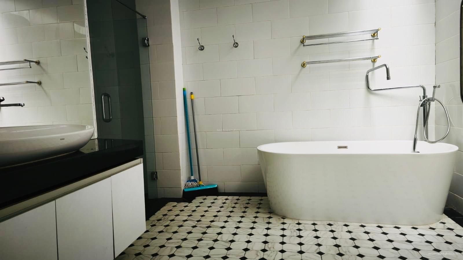 Villa Modern Taman Sari Kerobokan Badung