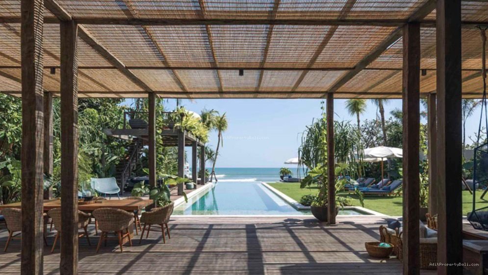 Villa luxury pantai seminyak bali