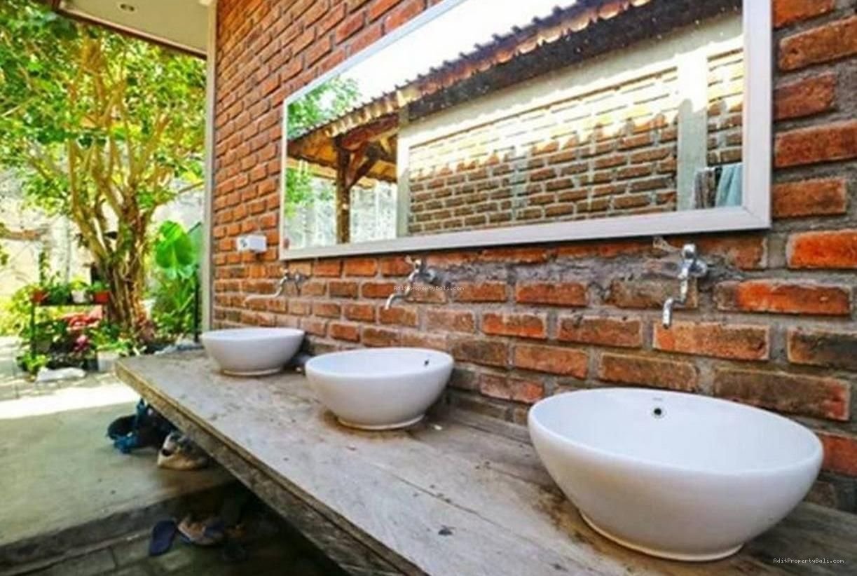 Tanah Merdeka Raya Kuta Badung Bali
