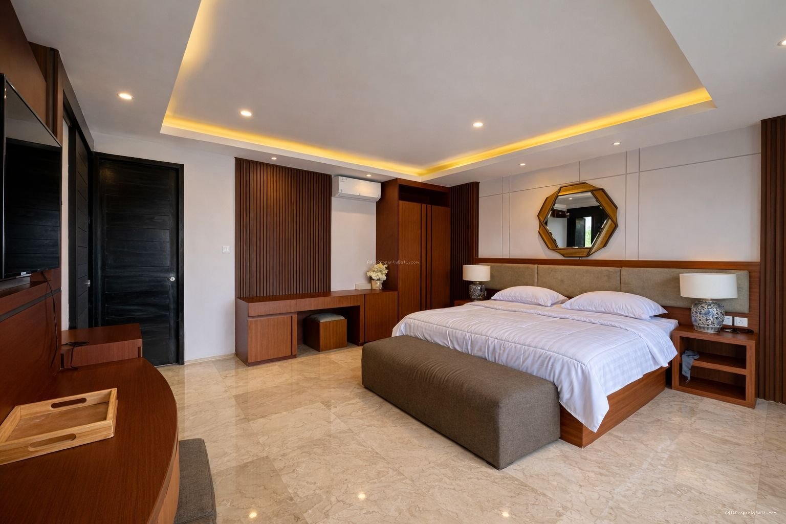 Villa Sunset Road Seminyak Bali