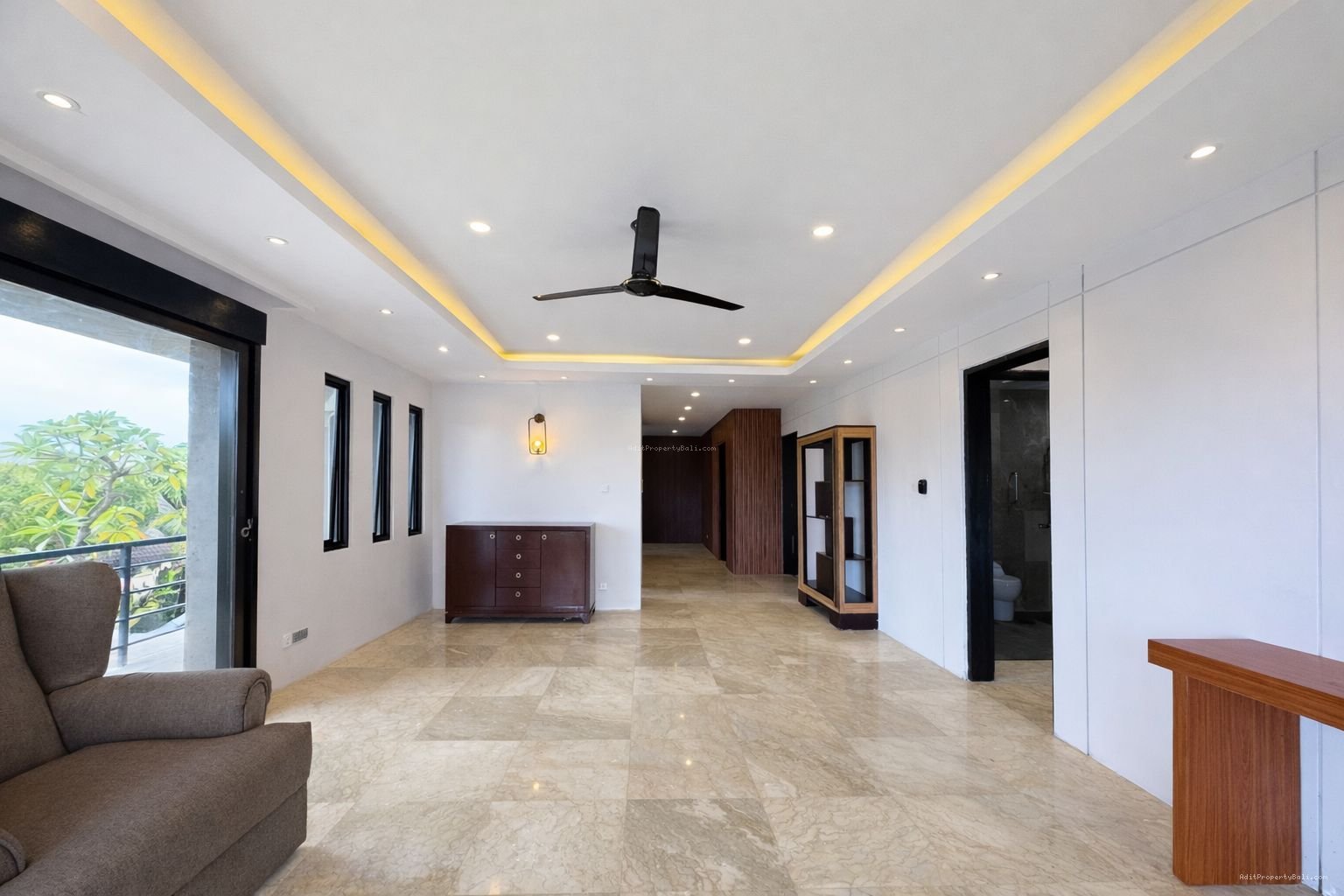 Villa Sunset Road Seminyak Bali