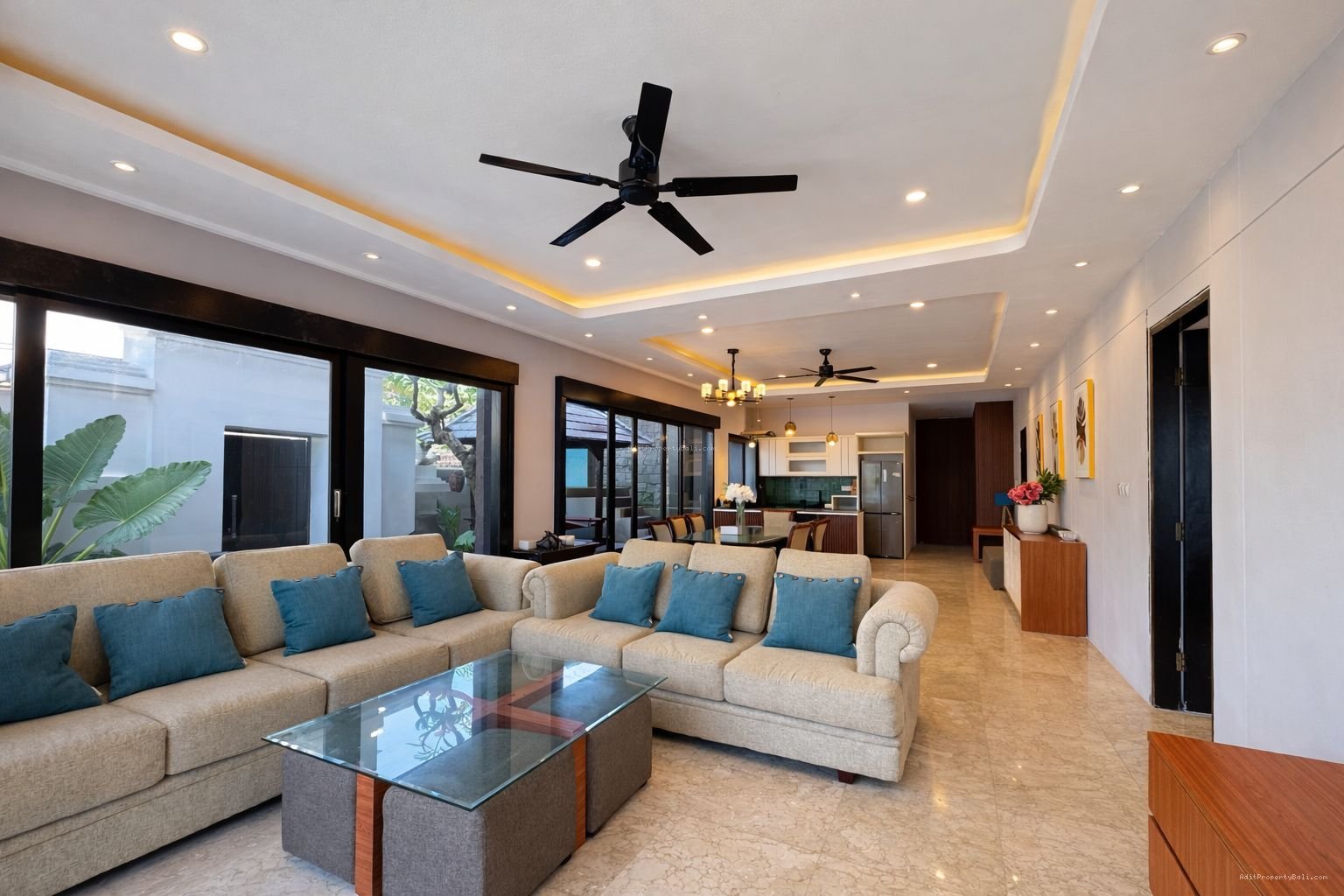 Villa Sunset Road Seminyak Bali