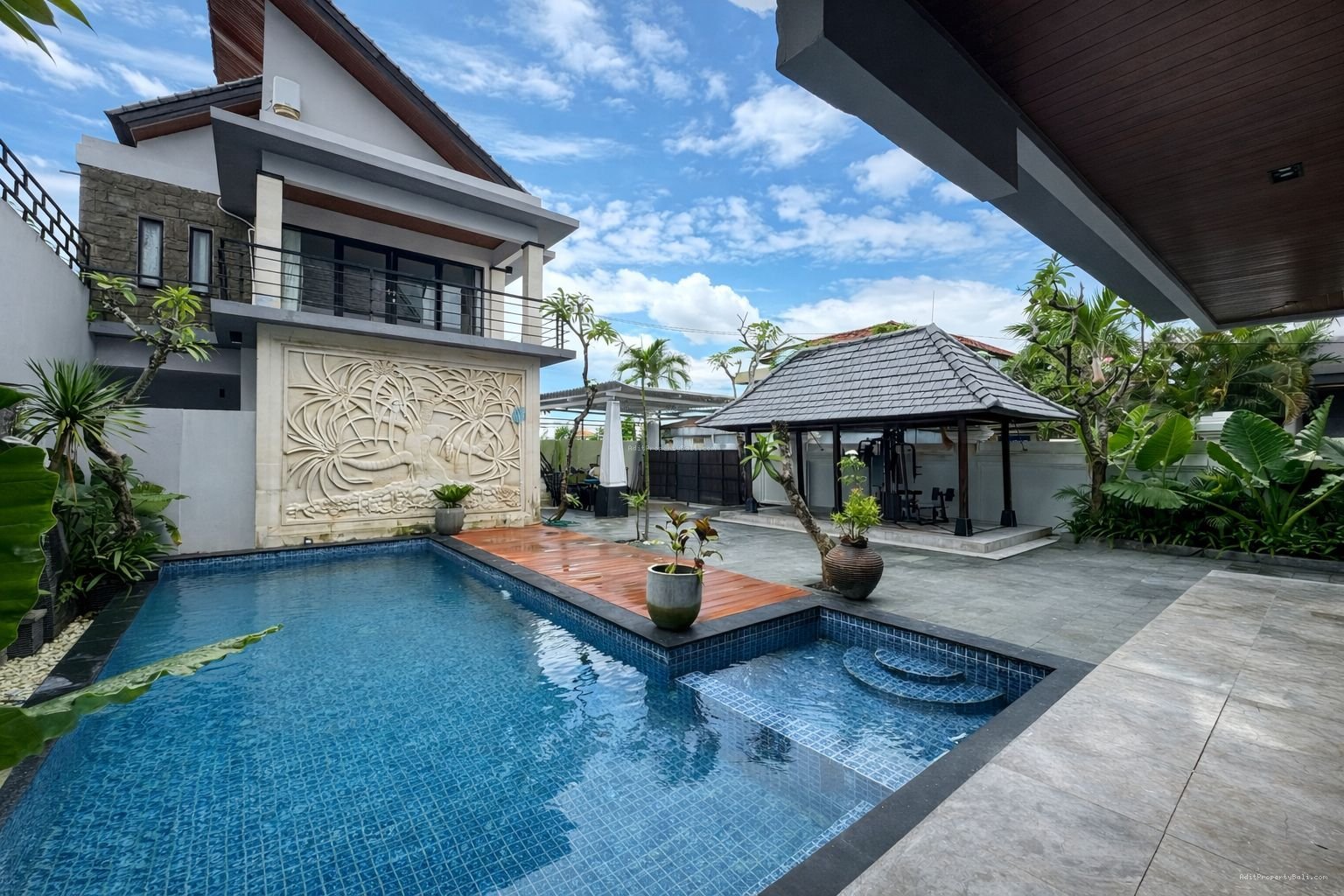 Villa Sunset Road Seminyak Bali