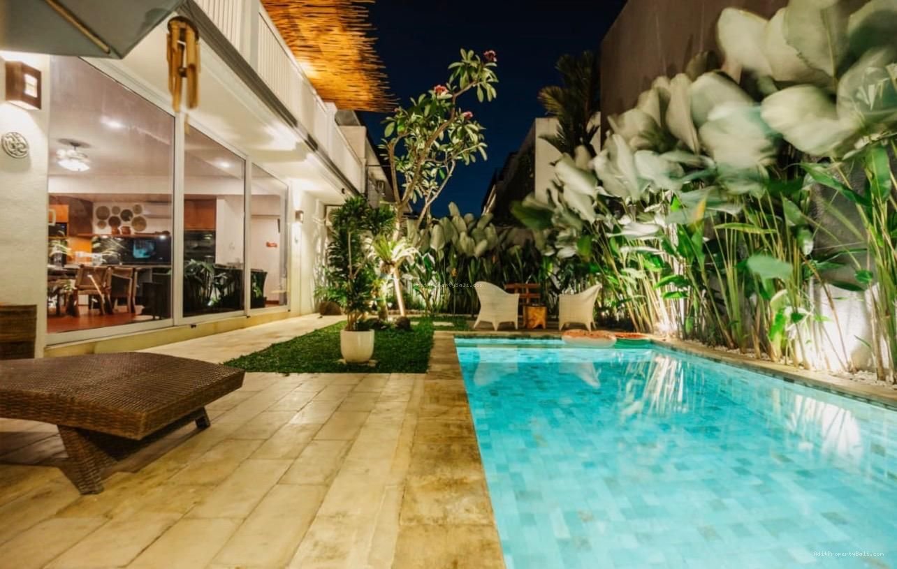 Villa tegal cupek kerobokan bali