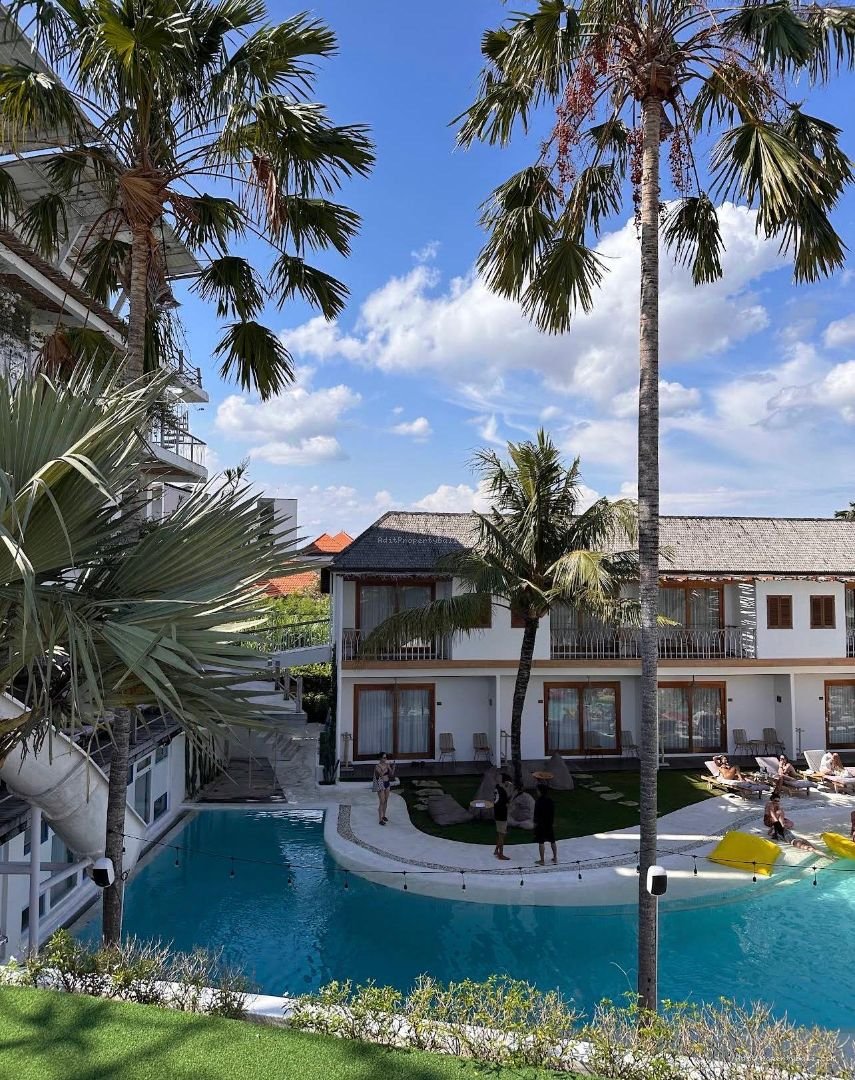 Hotel Pantai Batubolong Canggu Bali