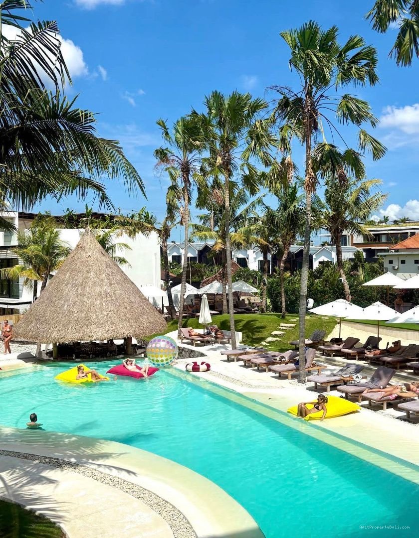 Hotel Pantai Batubolong Canggu Bali