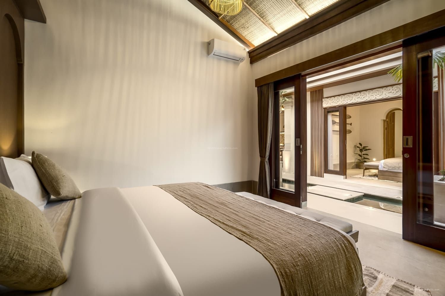 Modern Villa Kerobokan Badung Bali