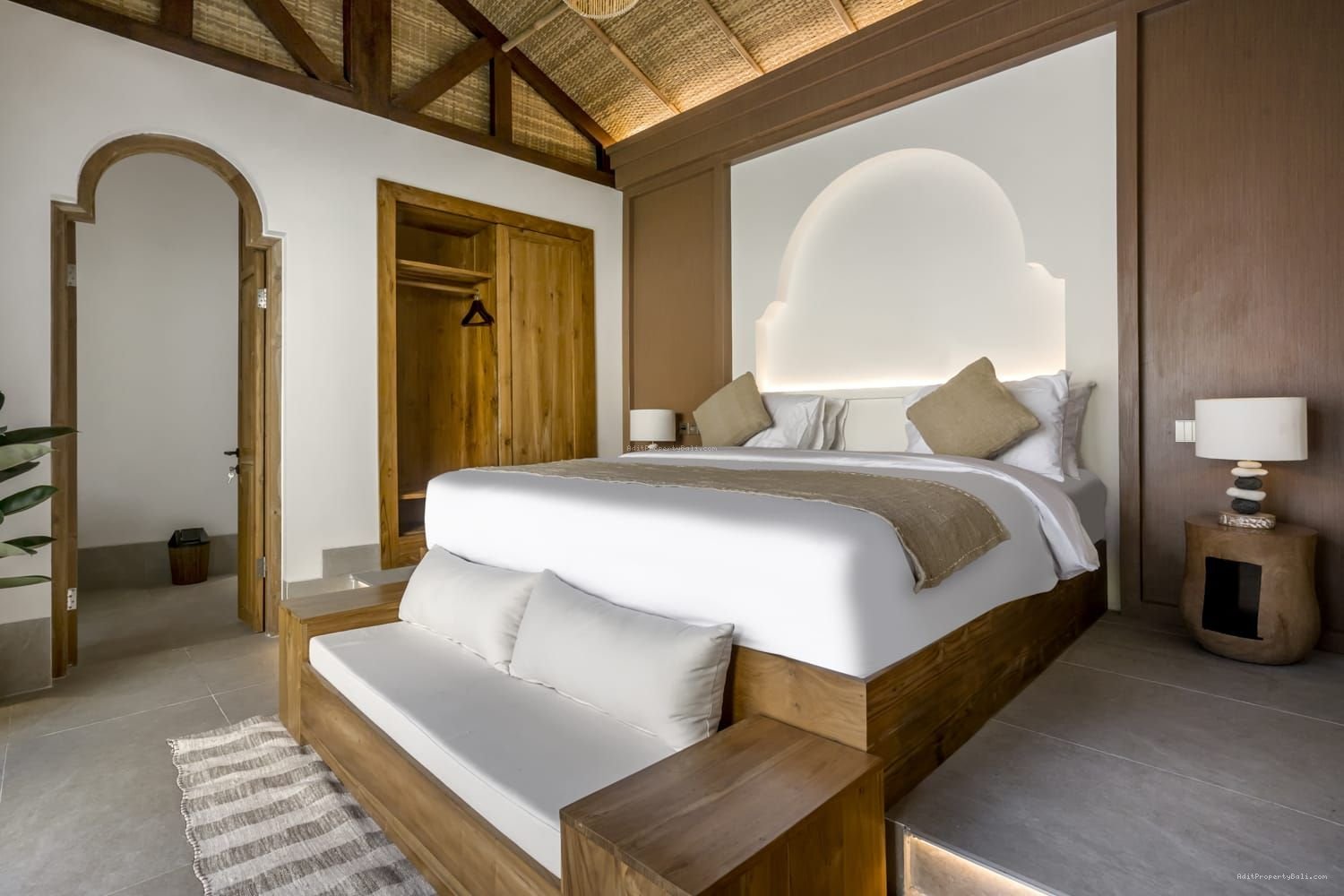 Modern Villa Kerobokan Badung Bali