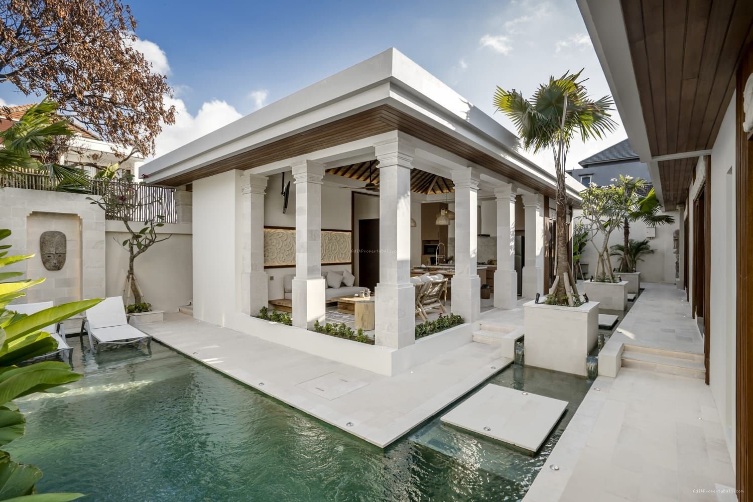 Modern Villa Kerobokan Badung Bali