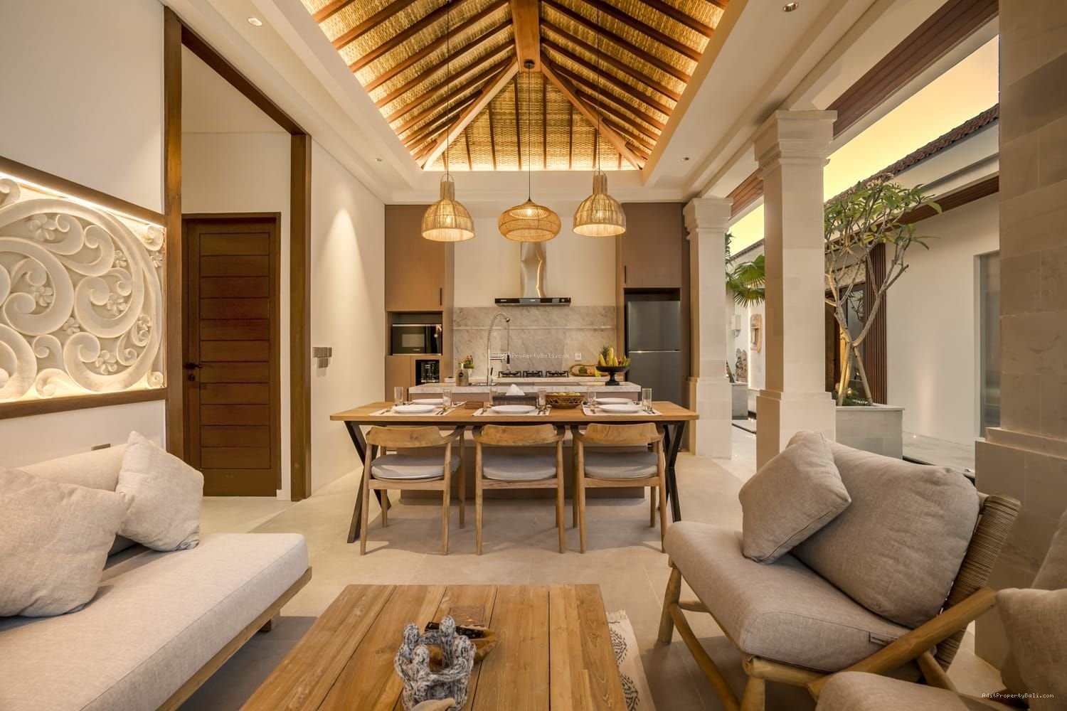 Modern Villa Kerobokan Badung Bali