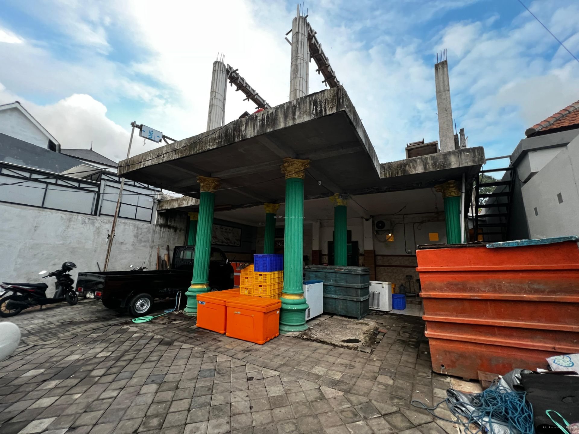 Rumah pura demak denpasar bali