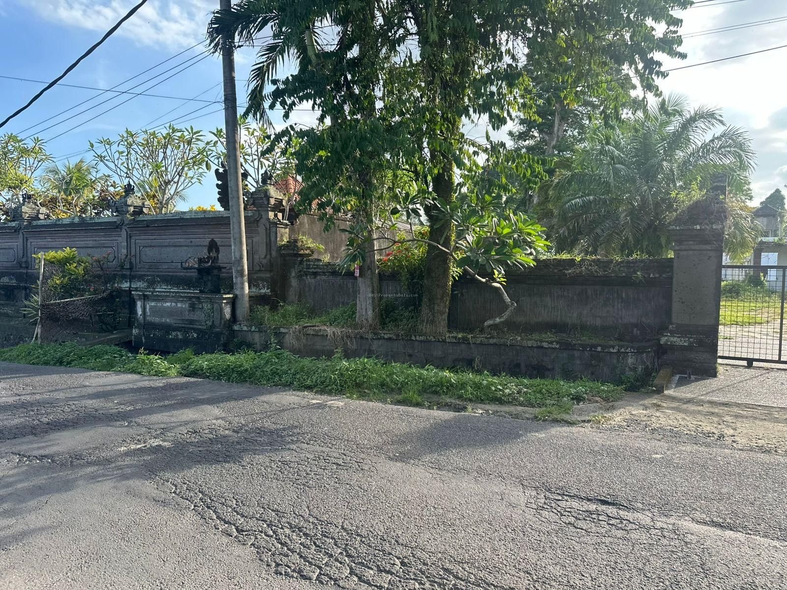 Tanah Premium Raya Sanan - Ubud Gianyar Bali