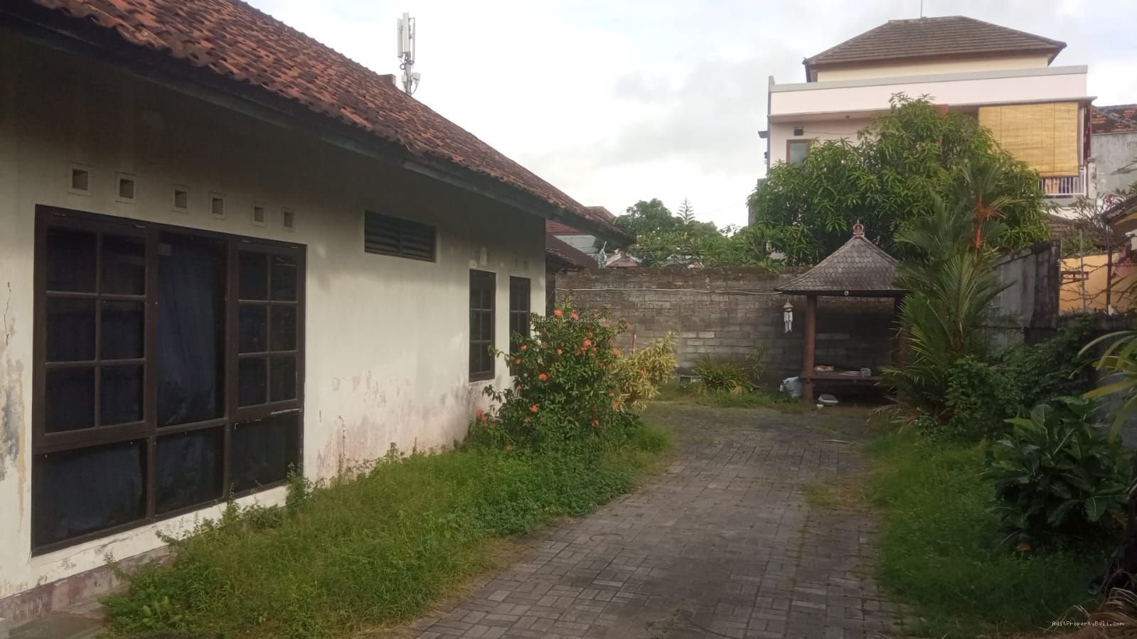 Tanah Ada Bangunan Tegal Wangi Sesetan Denpasar Bali
