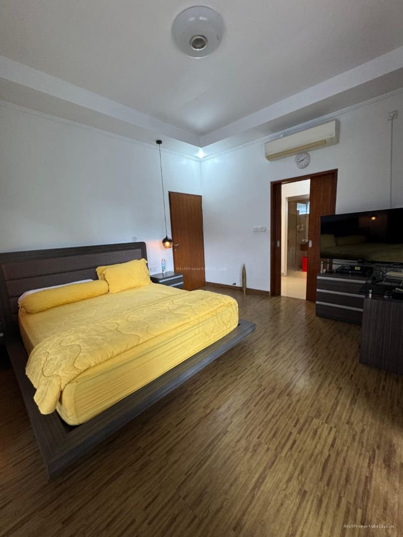 Rumah tukad batanghari renon