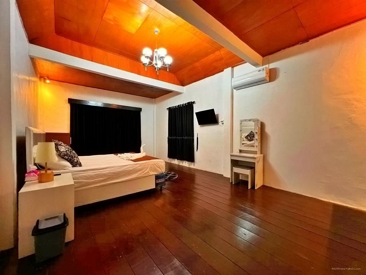 Villa Bidadari Seminyak Bali