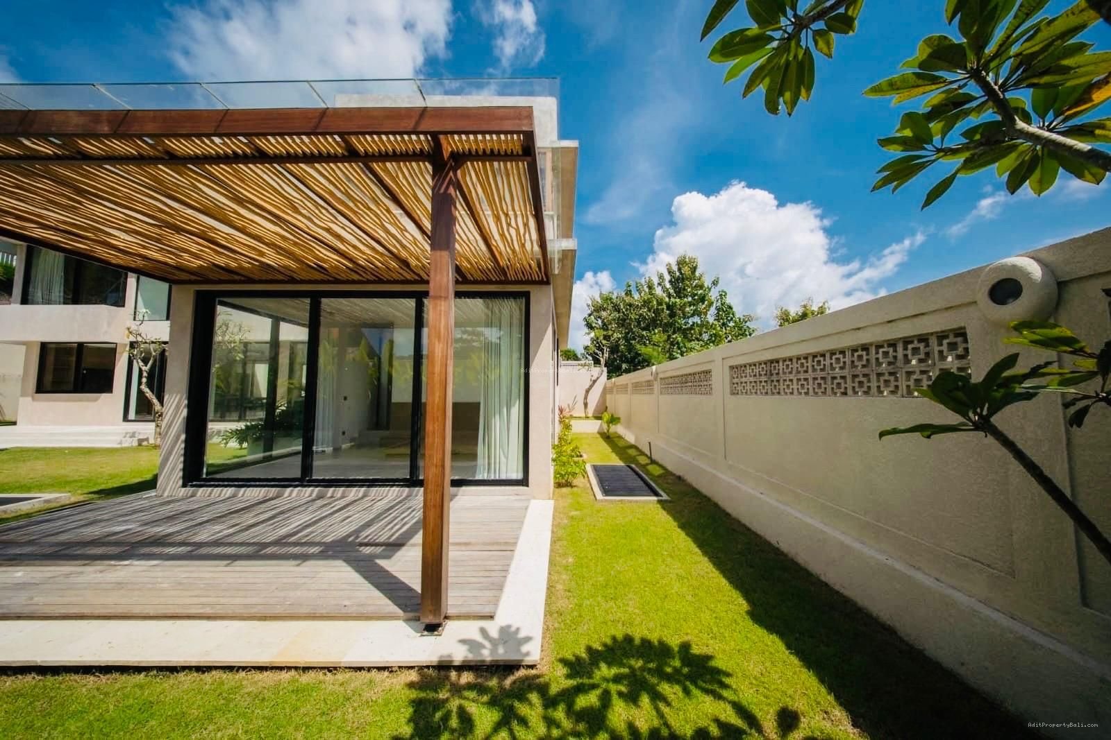 Villa pantai bingin pecatu bali