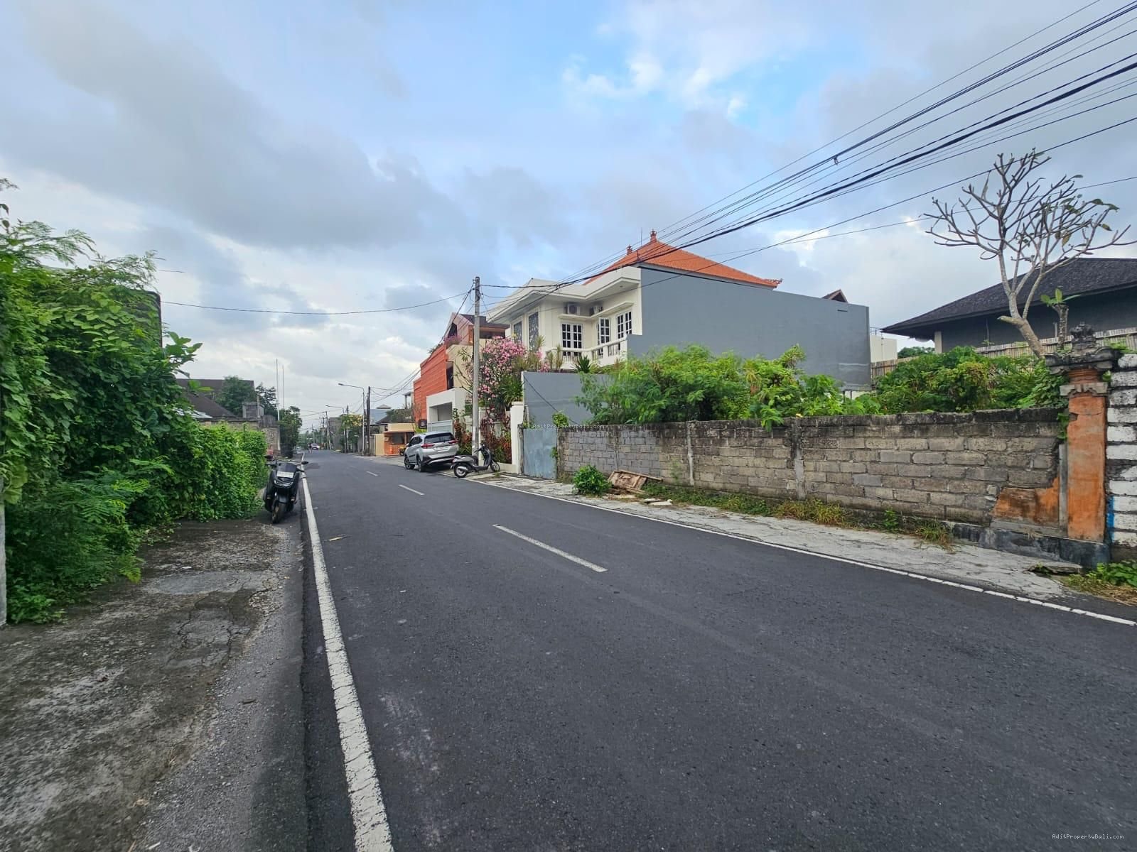 Tanah langka persada kerobokan bali