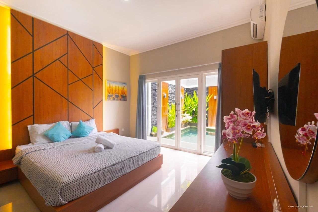 Villa Raya Canggu Kerobokan Badung Bali