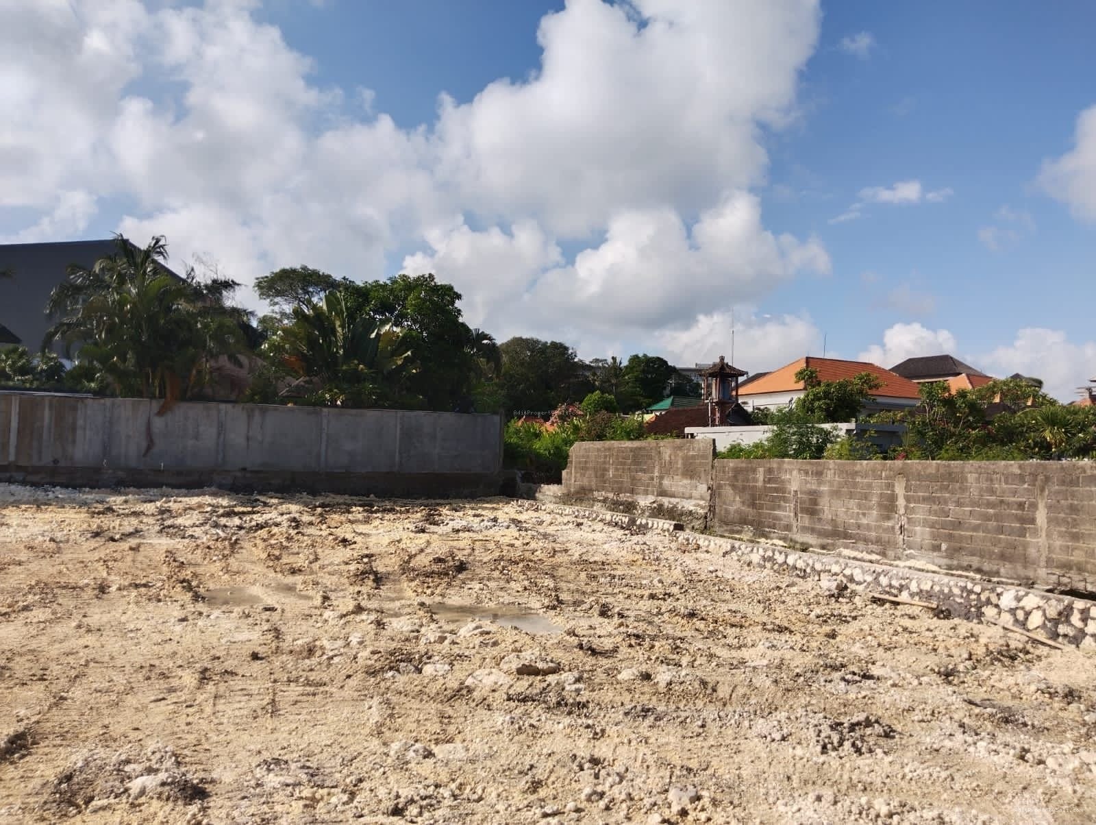 Tanah pantai petitenget kerobokan
