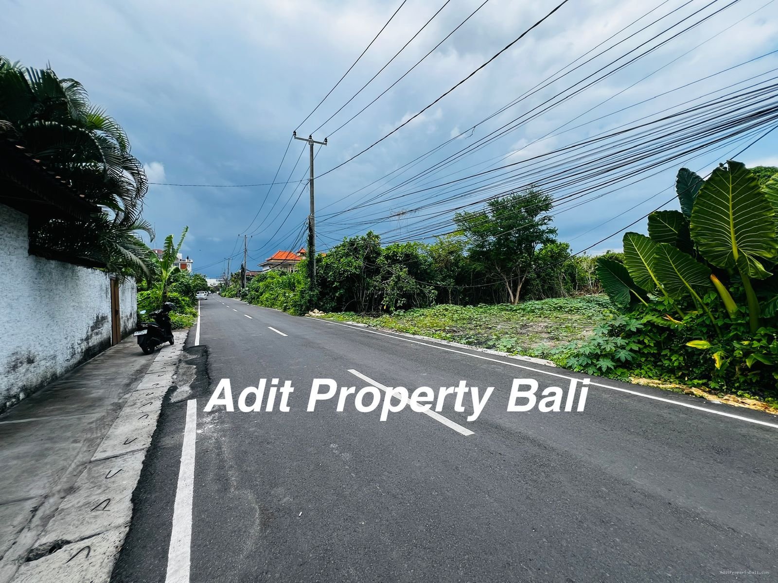 Tanah LBC sunset road kuta
