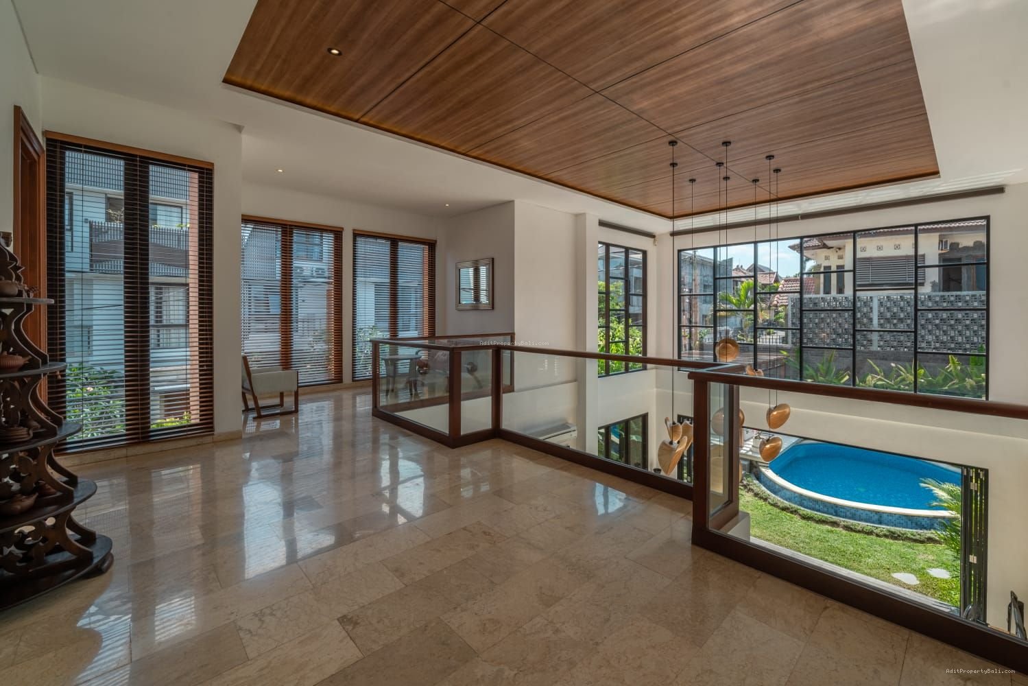 Villa modern semer kerobokan bali